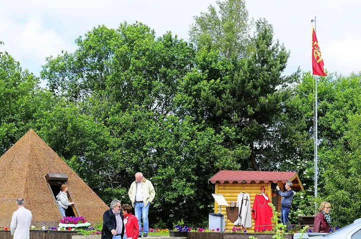 Смотровая площадка Приморского карьера